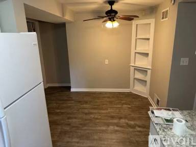 Main picture of 107 N Mallory Unit Unit Ave