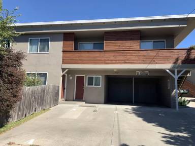 Main picture of Broad-Lawrence Apts