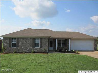 Main picture of 327 Shady Ln