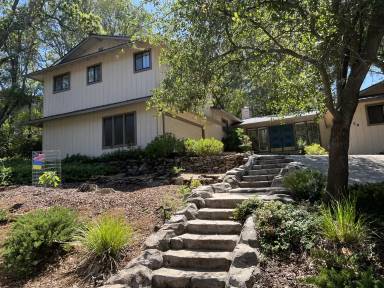Main picture of 2628 Tam O Shanter Dr