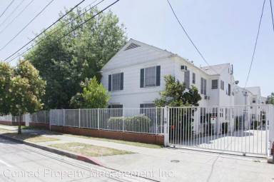 Main picture of 11926 Chandler Blvd