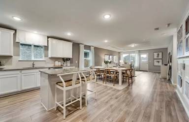 Main picture of 3008 Lakewood Ln