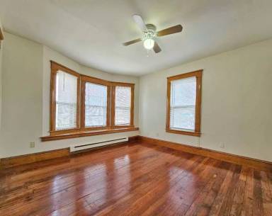 Main picture of 427 Orange St