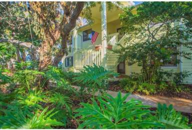 Main picture of 5790 Marina Dr