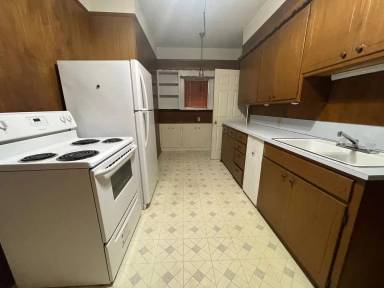 Main picture of 610 N Beard Ave