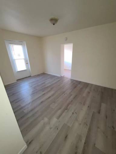Main picture of 6165 Delancey St