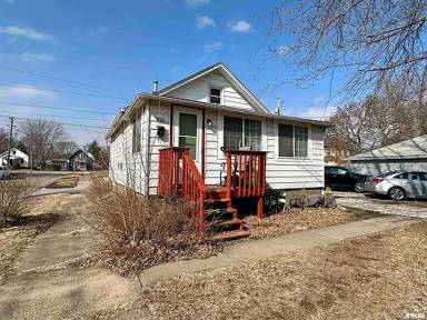 Main picture of 1154 39th St