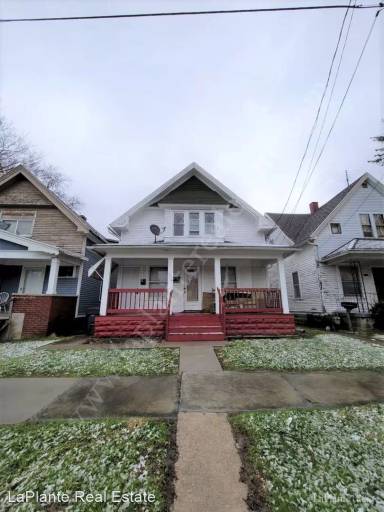 Main picture of 2824 Chestnut St