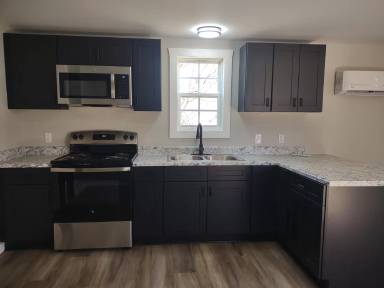 Main picture of 45 Leathers Ln
