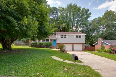 Main picture of 3803 McEwen Dr NW