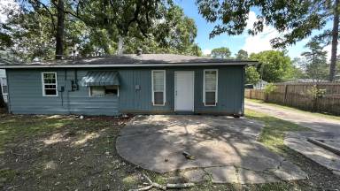 Main picture of 6754 Autumn Ave
