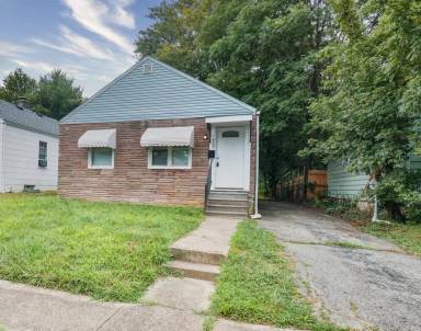 Main picture of 1433 E 19th Ave