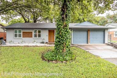 Main picture of 13749 Pyramid Dr