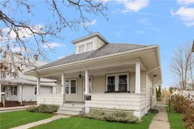 Main picture of 87 Grosvenor Ave