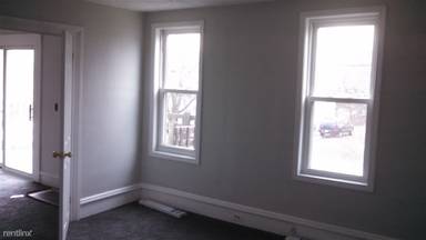 Main picture of 811 Watson St SW