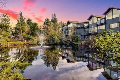 Main picture of 19414 Aurora Ave N