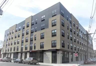 Main picture of 429 Bergen Ave