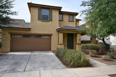 Main picture of 3539 E Oakland St