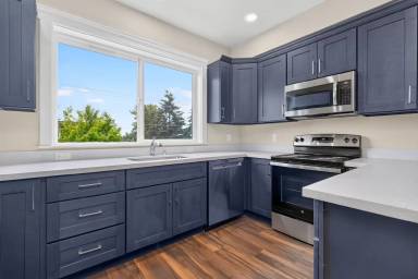 Main picture of 222 S 156th St
