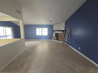 Main picture of 915 Benninger Dr