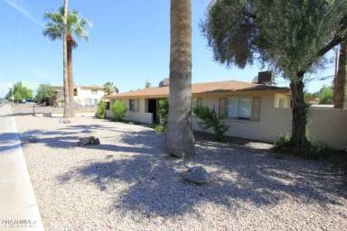 Main picture of 1223 W University Dr