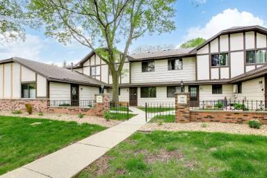 Main picture of 7505 Villa Ct