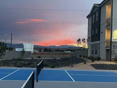 Main picture of Red Vista Condominiums