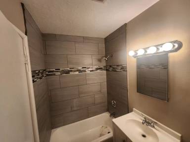 Main picture of 5147 Electric Ave