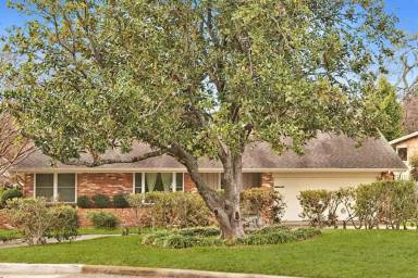 Main picture of 1636 Kiltartan Dr