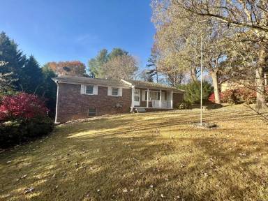 Main picture of 3077 Napier Dr