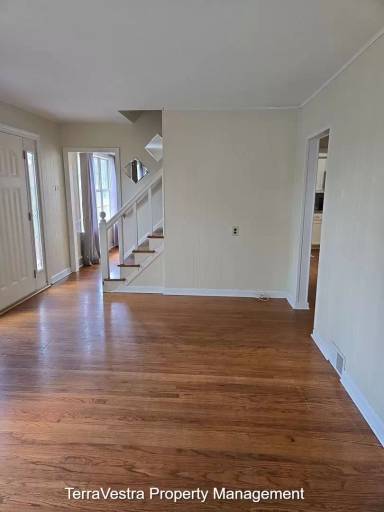 Main picture of 408 Hamilton Rd