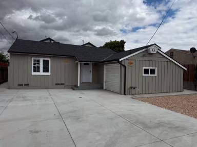 Main picture of Stunning, Newly Remodeled 3 Bedroom, 2 Bath