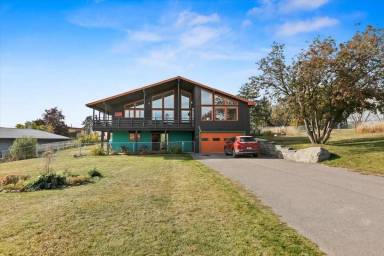Main picture of 212 Apple Tree Cir