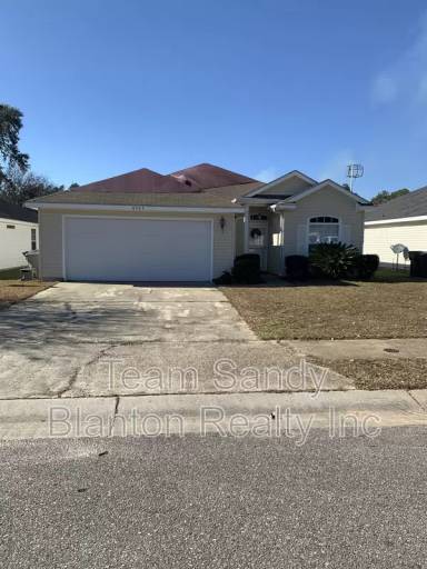 Main picture of 8949 Camelot Pl