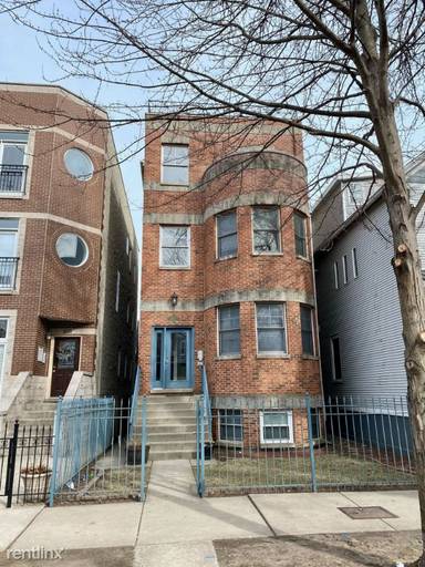 Main picture of 3033 N Racine Ave