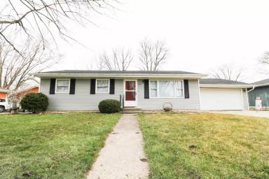 Main picture of 3324 W 77th Ave