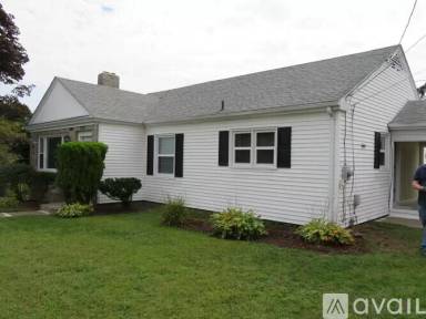 Main picture of 23 Chestnut Grove Ave