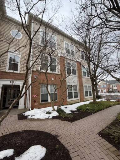 Main picture of 111 Watkins Pond Blvd