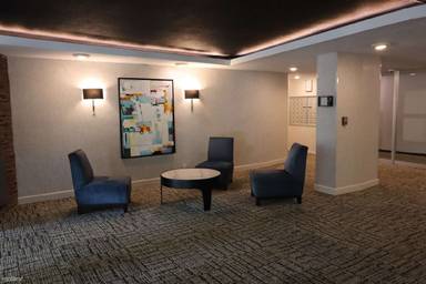 Main picture of 19 Winchester St Apartments
