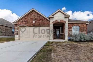 Main picture of 6192 Daisy Way