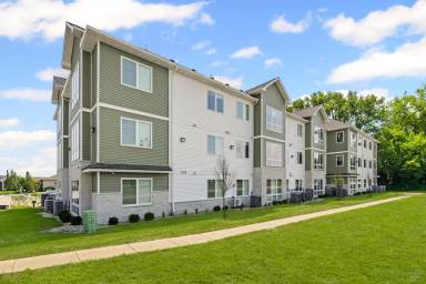 Main picture of 2414 N Neil St