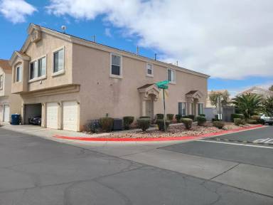 Main picture of 5939 Trickling Descent St