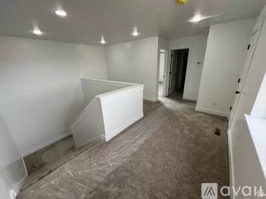 Main picture of 725 W 350 N