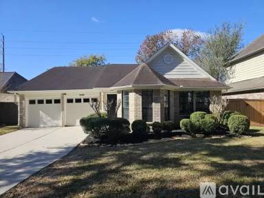Main picture of 3102 Great Lakes Ave