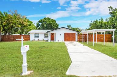 Main picture of 208 Palmetto Rd W