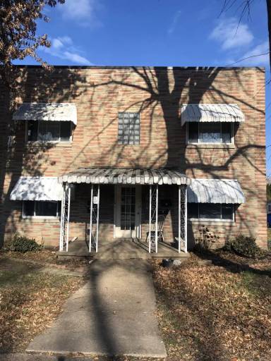 Main picture of 804 Kanawha Blvd W