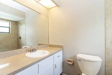 Main picture of 5113 Gardendale Ln
