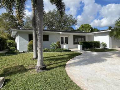 Main picture of 1500 NW 122nd Ave