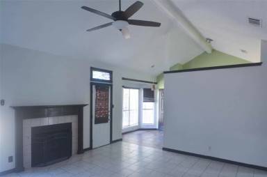 Main picture of 16402 Malden Dr