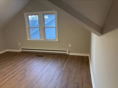 Main picture of 105 Avon Ave